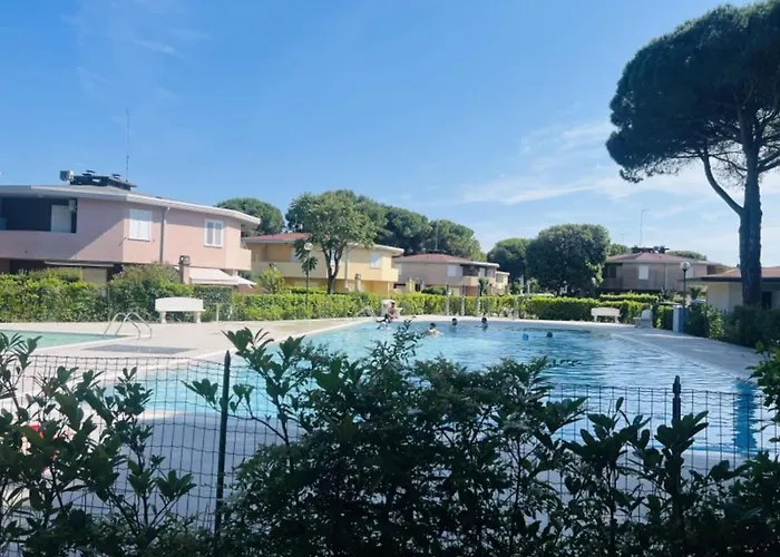 With Garden And Swimming Pool Access * Bibione